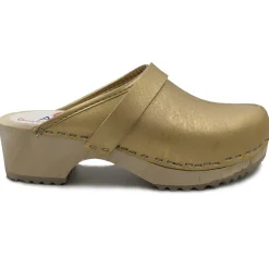 AM-Toffeln Swedish Style Clogs in Gold (100)