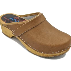 AM-Toffeln Swedish Style Clogs in Light Brown (100)