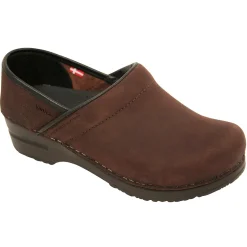 Sanita Professional Oiled Closed Clogs in Antique Brown (450206)